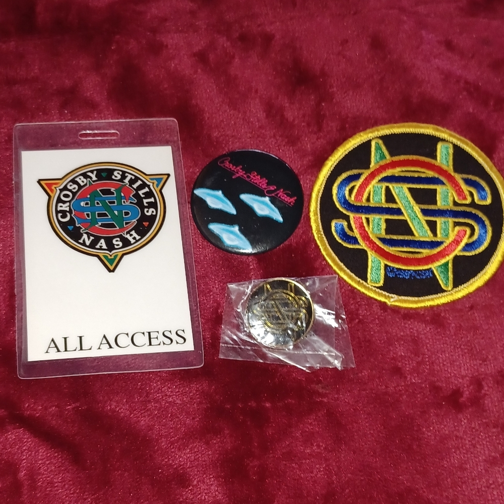 CS&N Tour Memorabilia Set